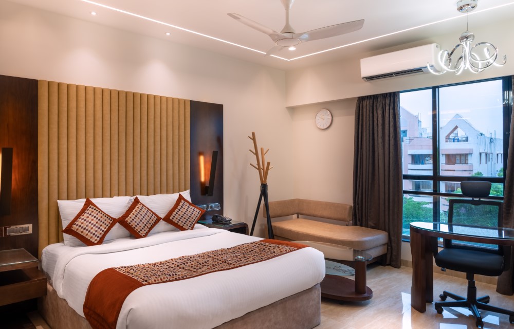 Hotel Royal Palace Slider Pictures