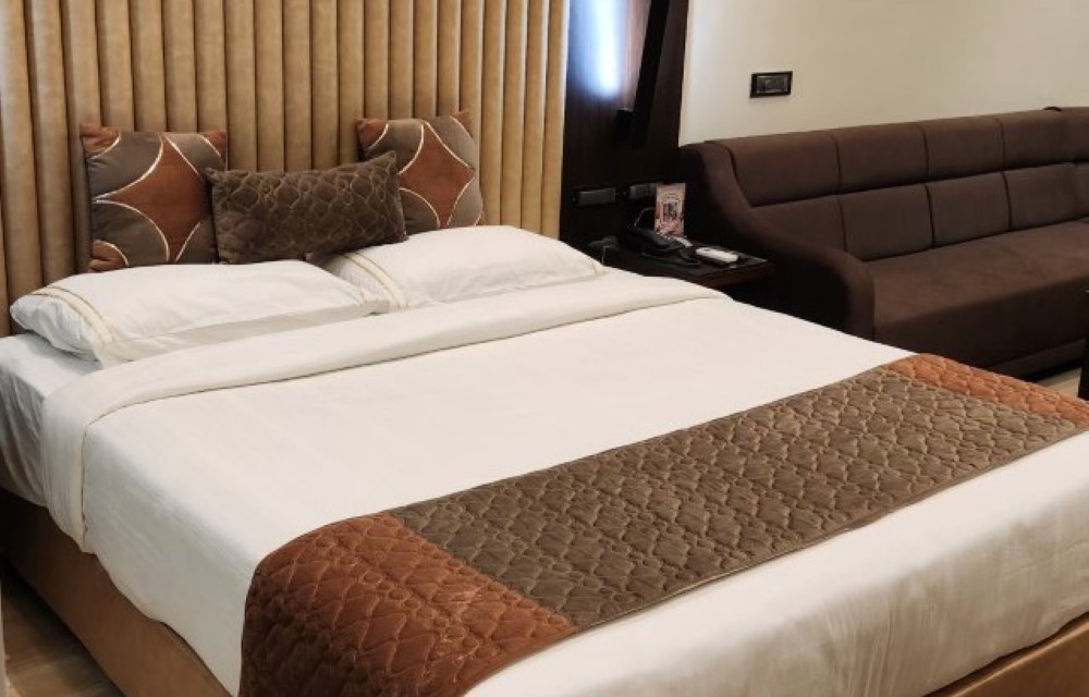 Hotel Royal Palace Slider Pictures